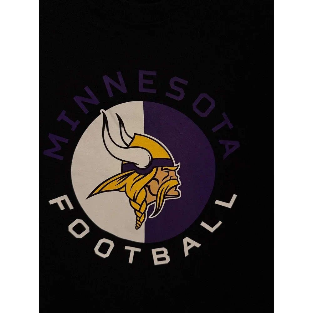 Minnestoa Vikings Men's NFL Team Apparel Split Logo T-Shirt Size Large-NWT
